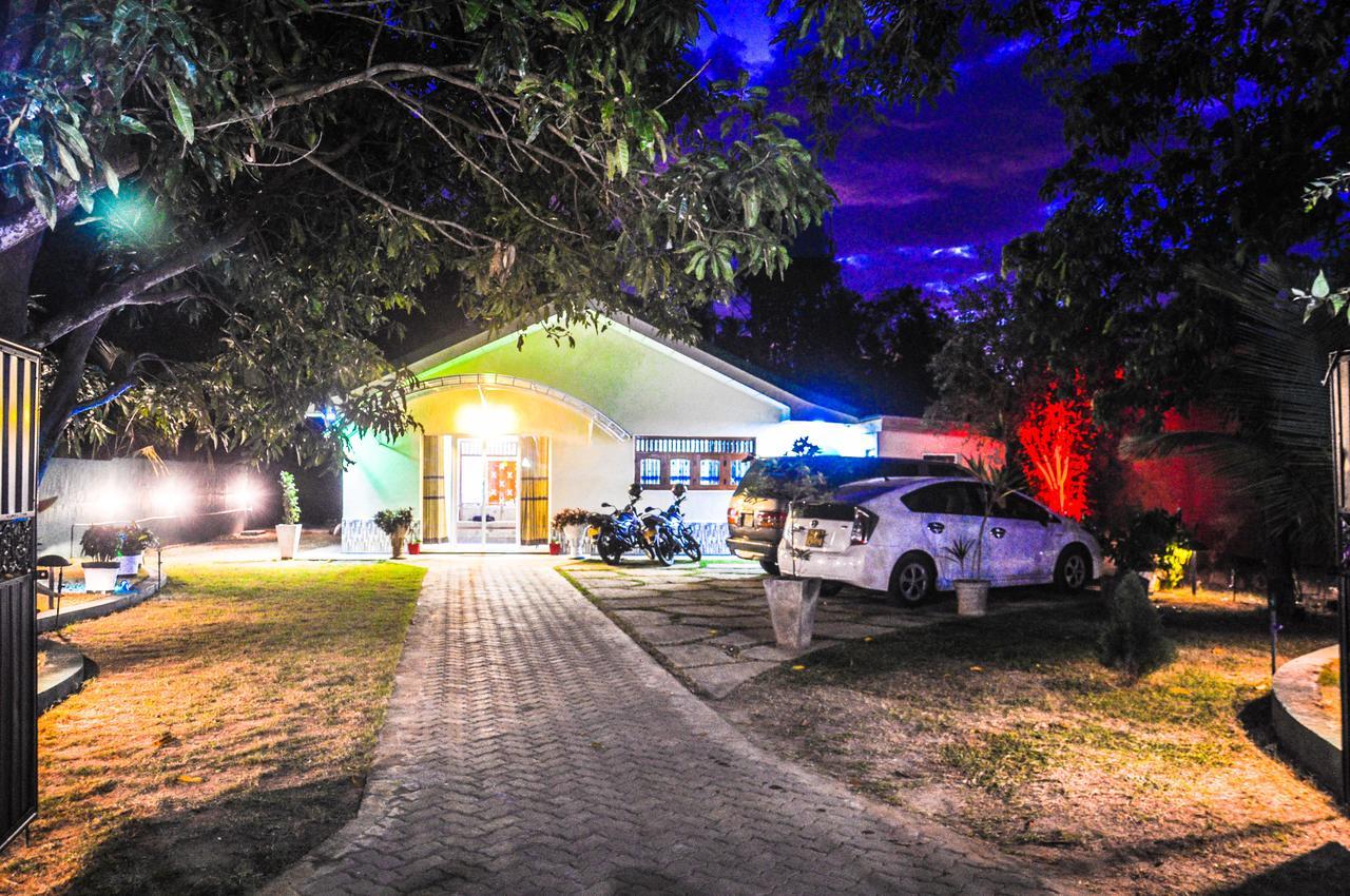 Shaa Lodge Tissamaharama Exterior photo